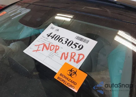 2016 Mercedes-Benz C 300 4Matic из США, поврежденный, VIN 55SWF4KB2GU139491